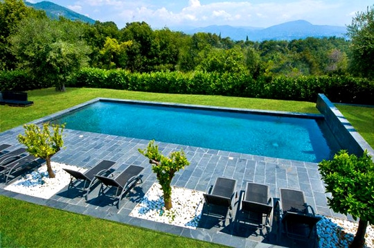 piscine en béton prix